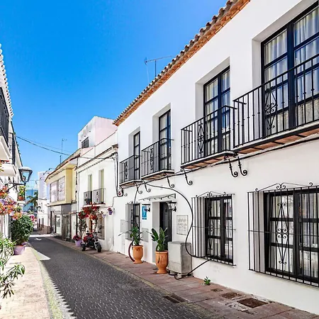 Seaclub Suites By Roomservices Otel Estepona
