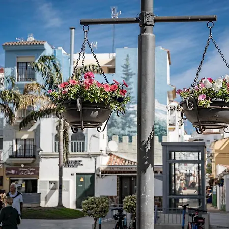 Seaclub Suites By Roomservices *