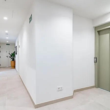 Lägenhet Seaclub Suites By Roomservices *