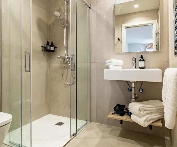 Seaclub Suites By Roomservices * Estepona