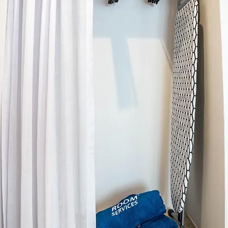 Seaclub Suites By Roomservices Ξενοδοχείο *